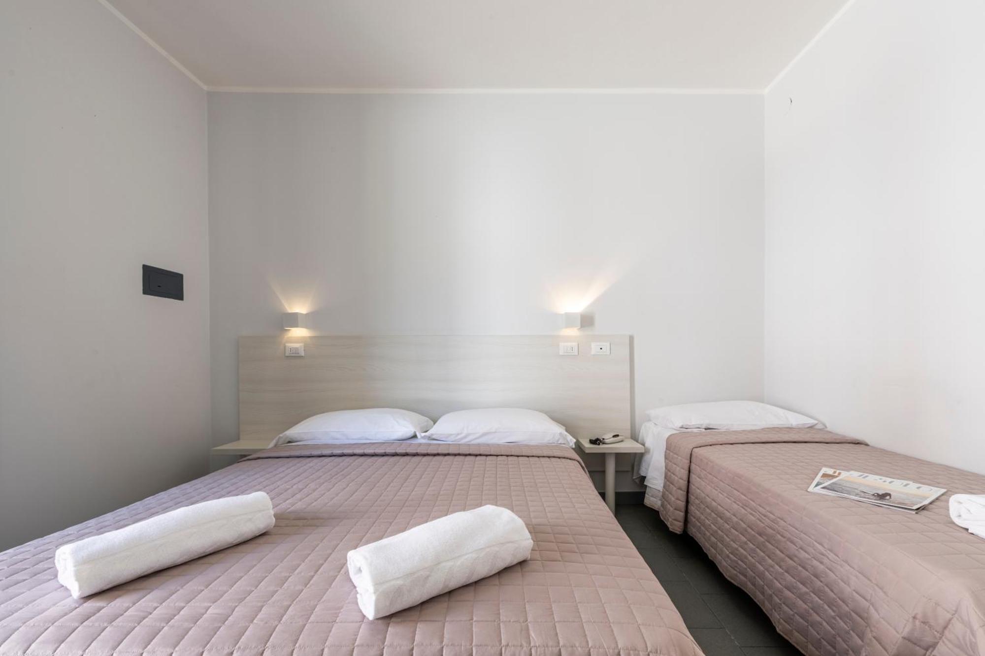hotel la siesta Lido di Jesolo Esterno foto