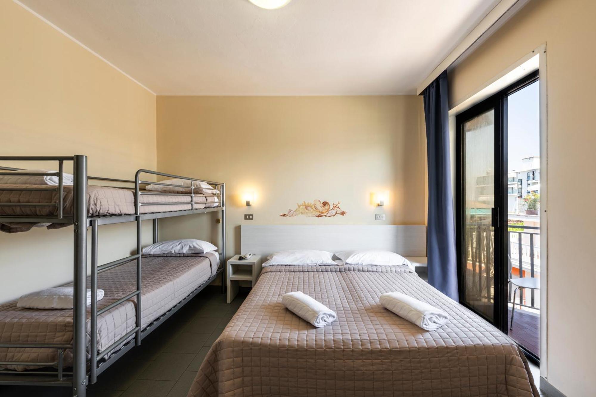 hotel la siesta Lido di Jesolo Esterno foto