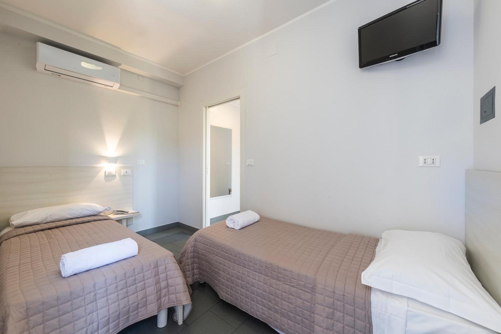 hotel la siesta Lido di Jesolo Esterno foto