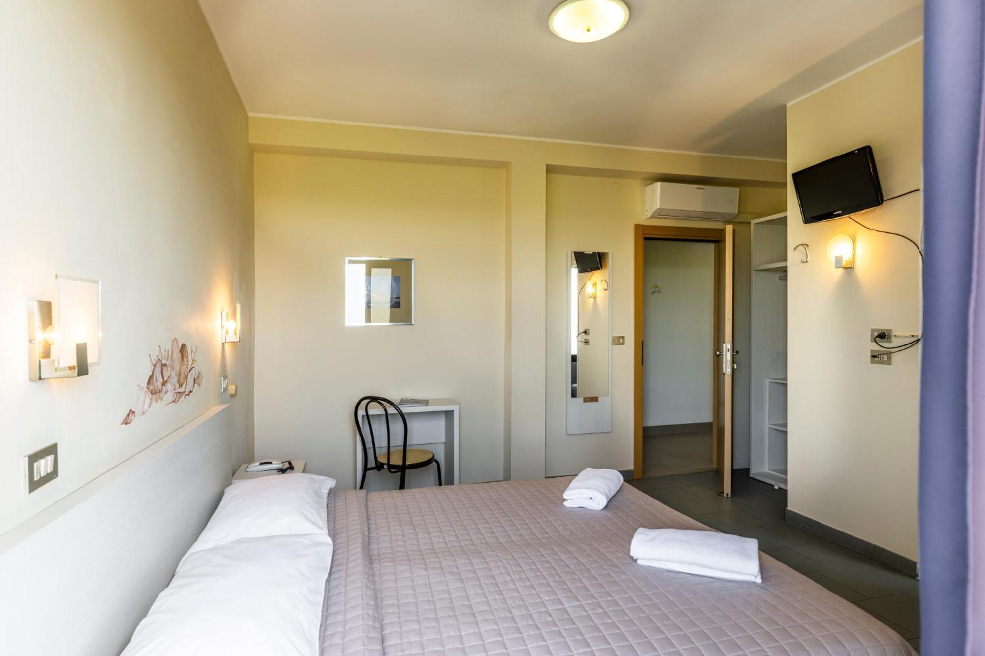 hotel la siesta Lido di Jesolo Esterno foto