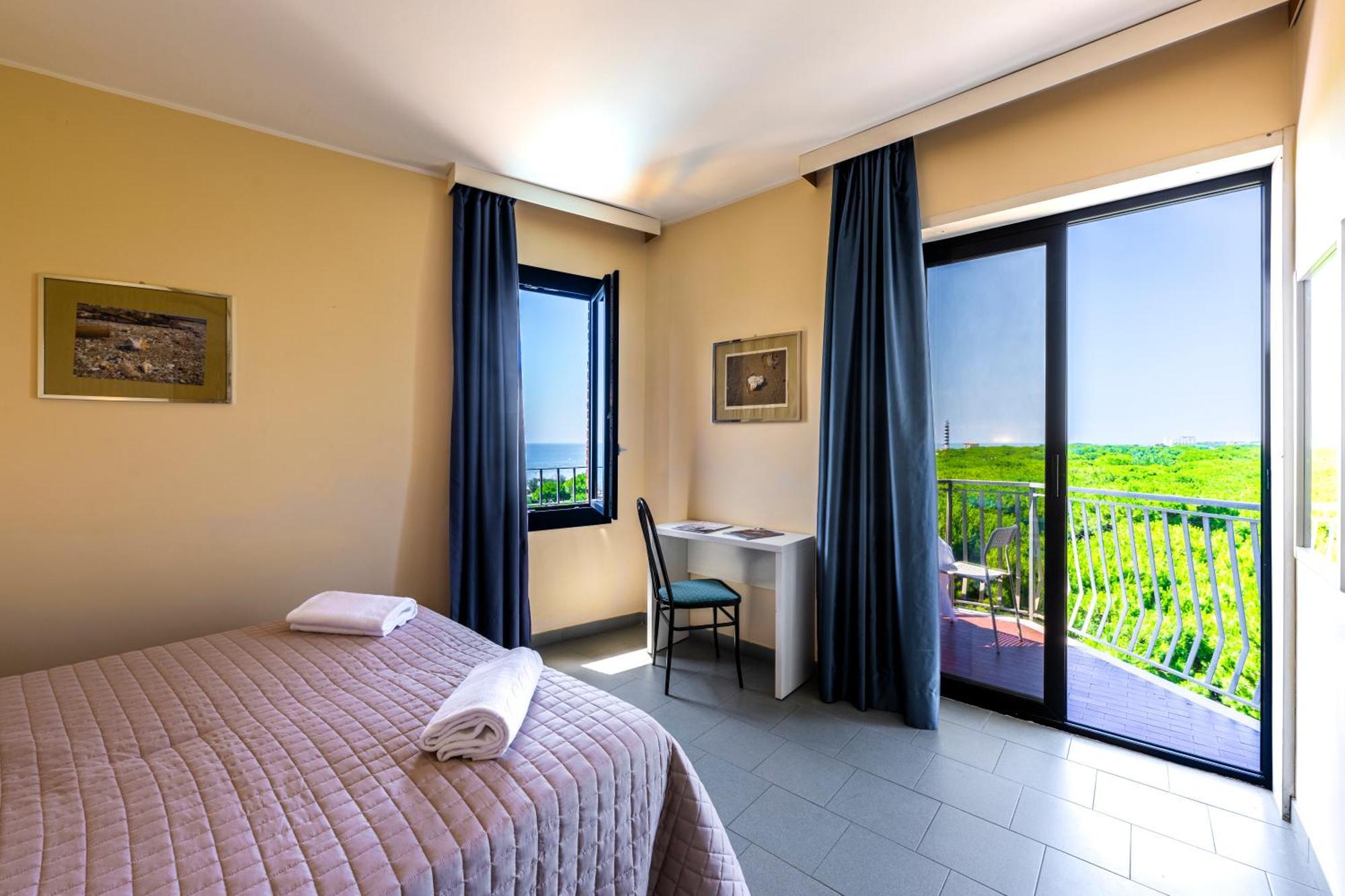 hotel la siesta Lido di Jesolo Esterno foto