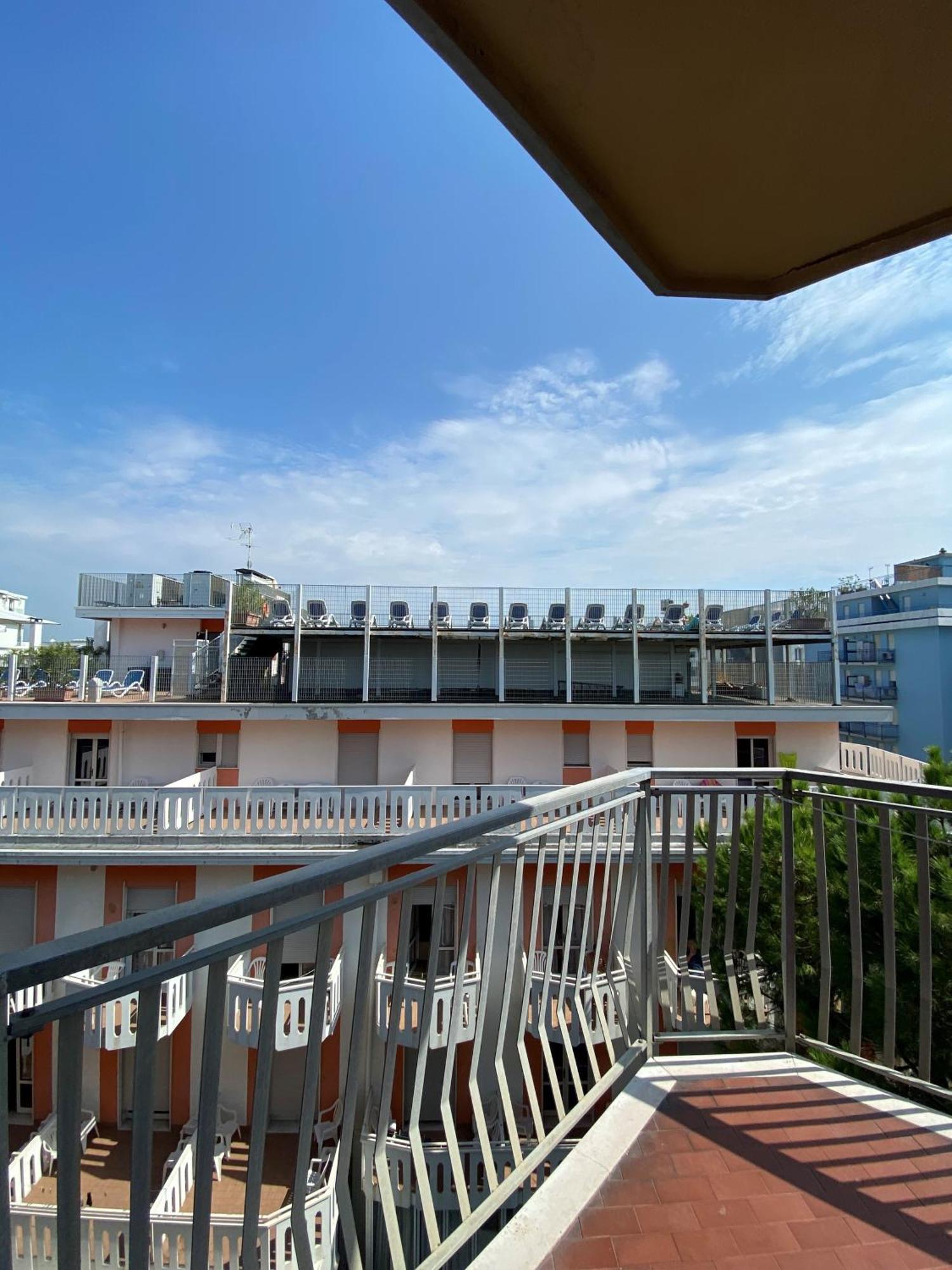hotel la siesta Lido di Jesolo Esterno foto