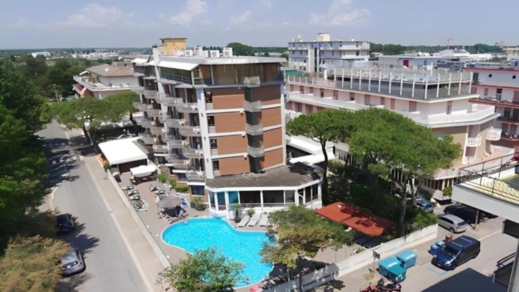 hotel la siesta Lido di Jesolo Esterno foto